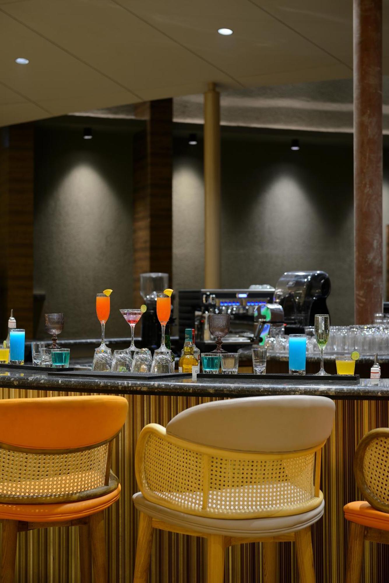 Urbane By Treat Daman Hotel Kültér fotó
